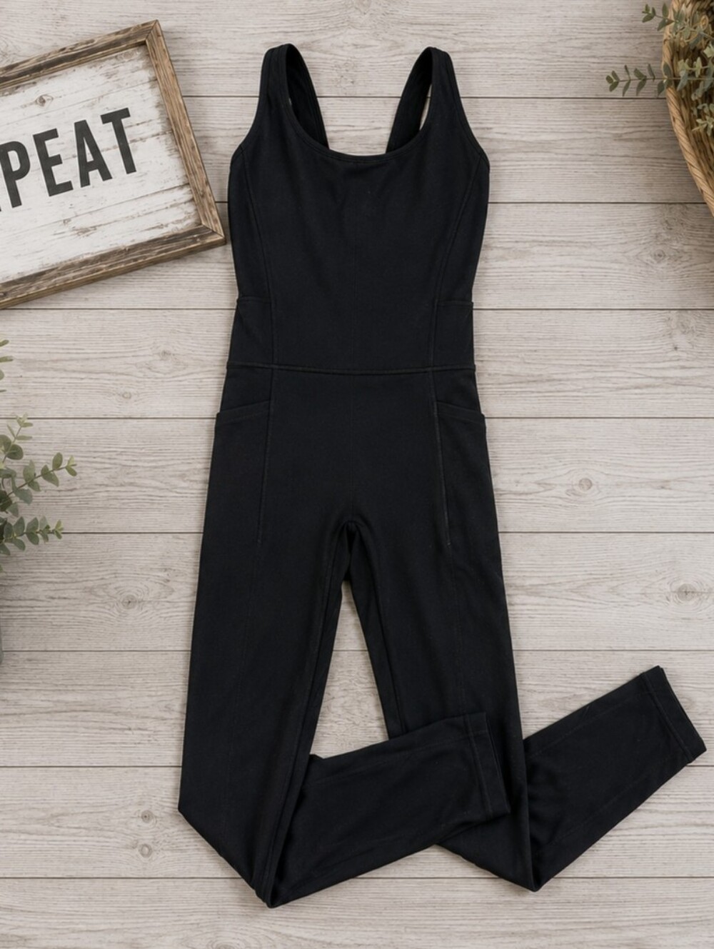 Athleta Women's S Salutation  Black Powervita Yoga Jumpsuit Pockets Size S NWOT